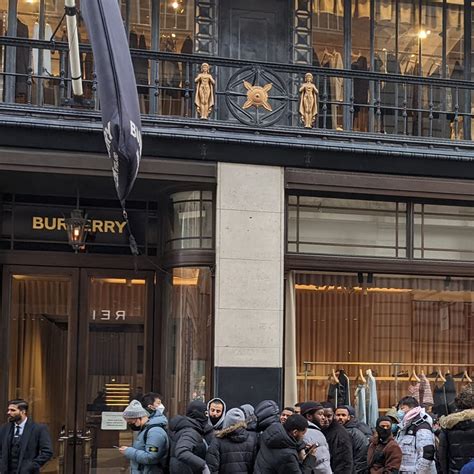 burberry restaurant nyc|Burberry NYC locations.